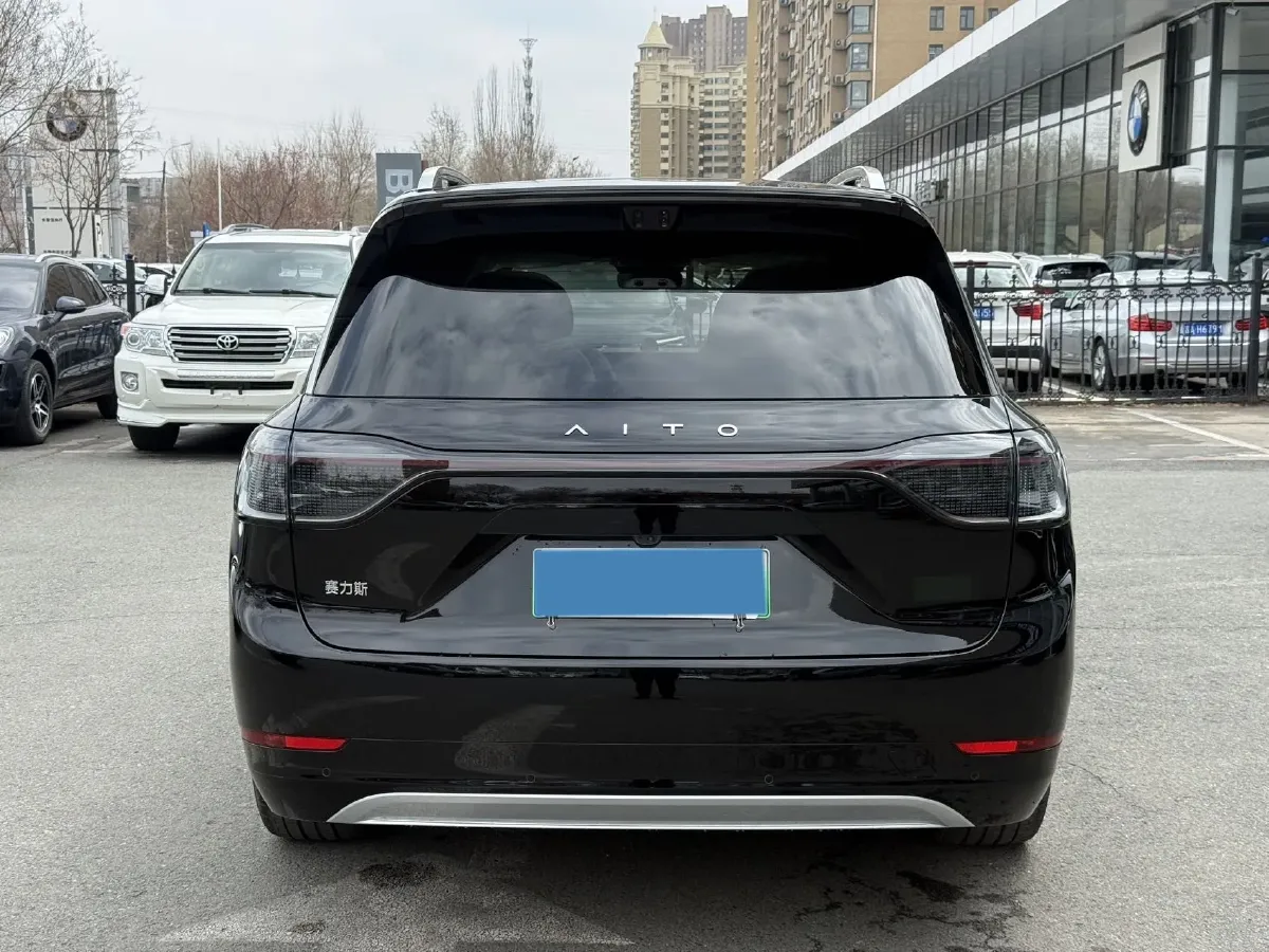 2025 AITO AITO M9 REEV 160HP REEV 52KWH,autocango,china used car exporter,china ev exporter,chinese used car exporter,chinese used ev exporter