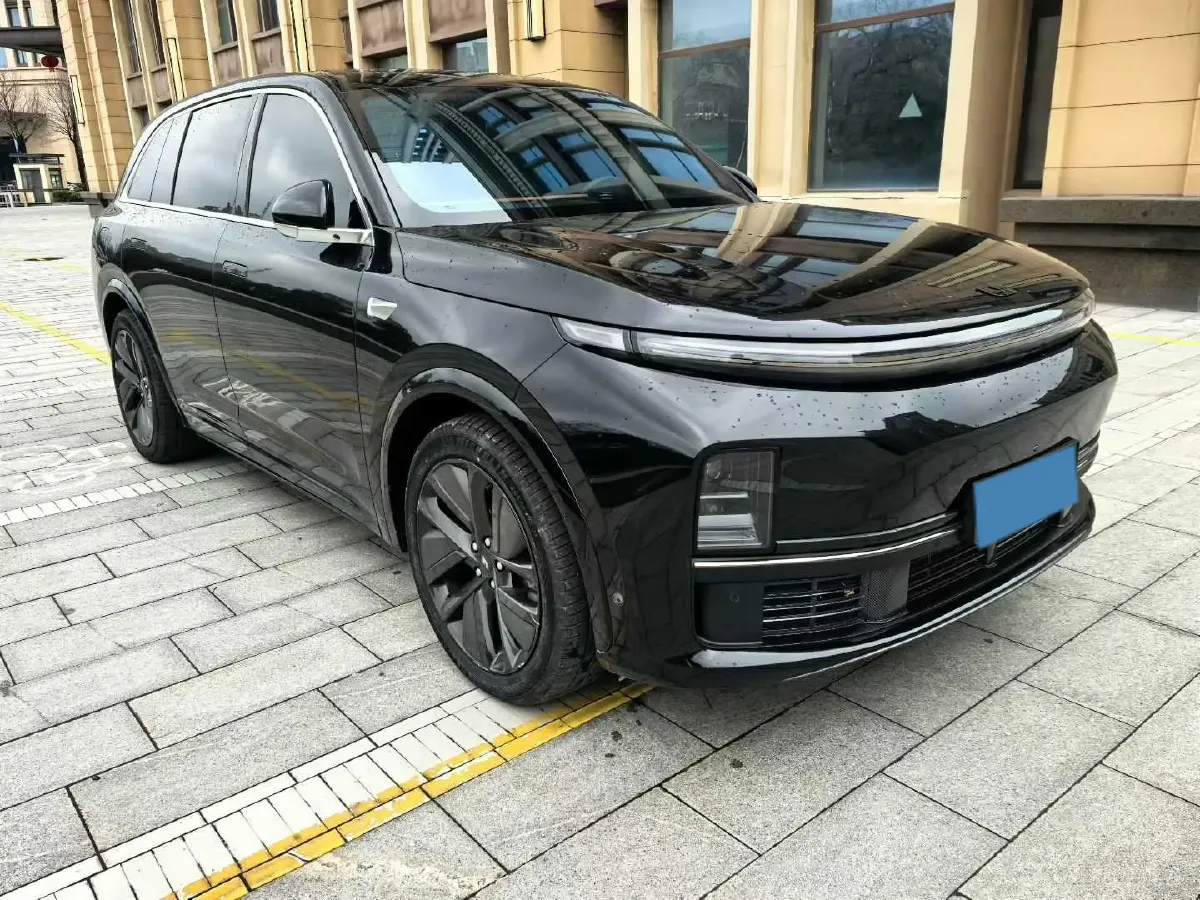 2024 Li L7 Range Extended 154HP REEV 42.8KWH,autocango,china used car exporter,china ev exporter,chinese used car exporter,chinese used ev exporter