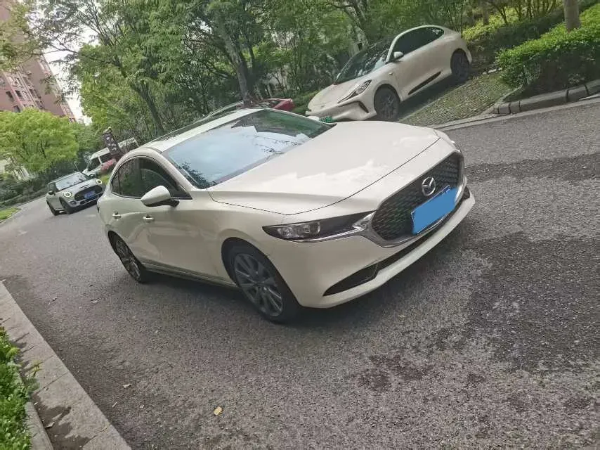 2023 Mazda 3 Axela 2.0L 158HP L4 6AT,autocango,china used car exporter,china ev exporter,chinese used car exporter,chinese used ev exporter
