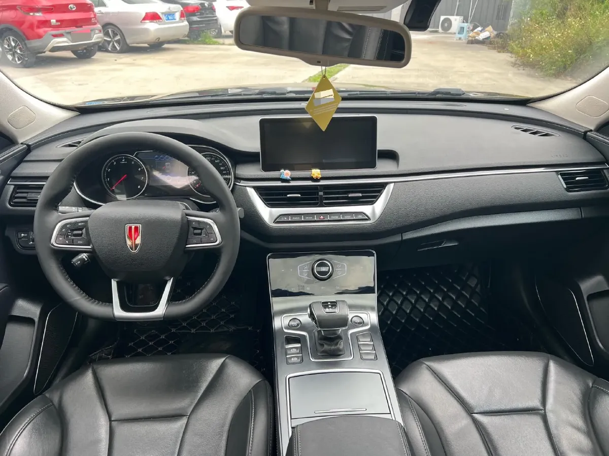 2022 HongQi H5 1.5T 169HP L4 7DCT,autocango,china used car exporter,china ev exporter,chinese used car exporter,chinese used ev exporter