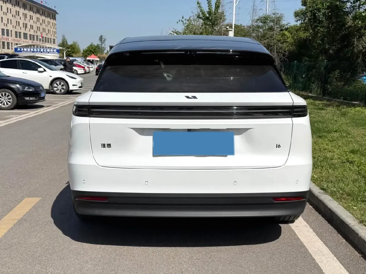 2025 Li i6 BEV,autocango,china used car exporter,china ev exporter,chinese used car exporter,chinese used ev exporter