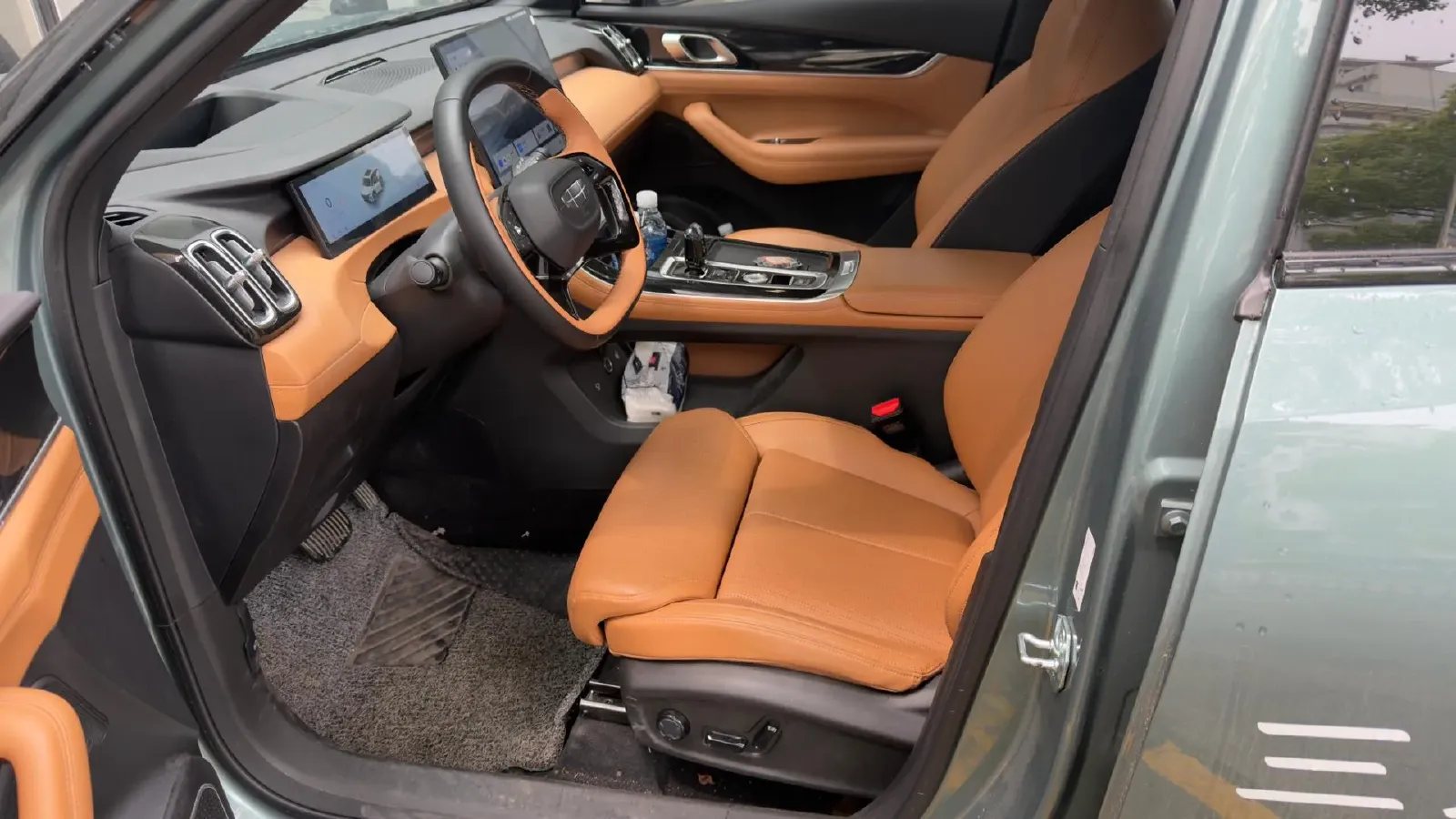 2024 Geely StarRay 1.5T 181HP L4 7DCT,autocango,china used car exporter,china ev exporter,chinese used car exporter,chinese used ev exporter