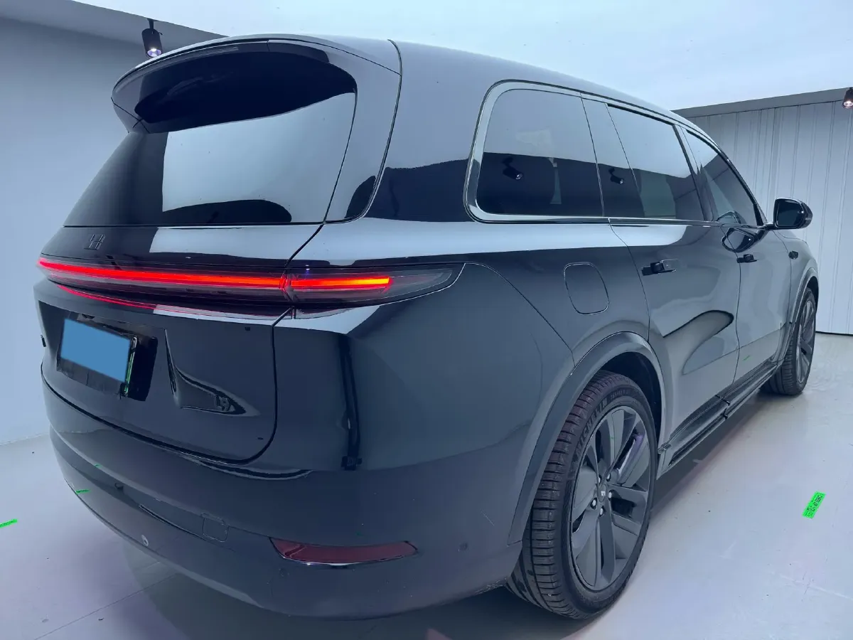 2024 Land Rover Range Rover Evoque 1.5T 200HP L3 8AT PHEV 15.5KWH,autocango,china used car exporter,china ev exporter,chinese used car exporter,chinese used ev exporter