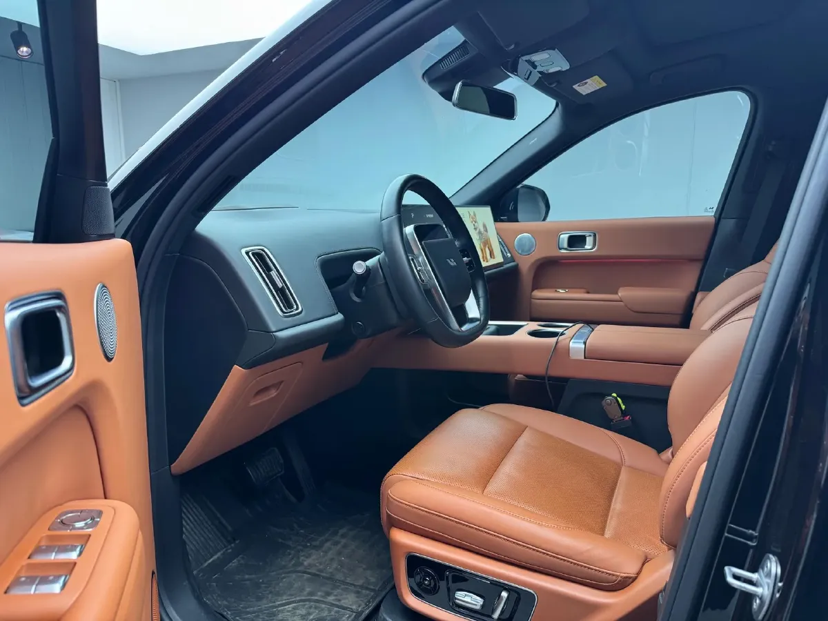 2024 Land Rover Range Rover Evoque 1.5T 200HP L3 8AT PHEV 15.5KWH,autocango,china used car exporter,china ev exporter,chinese used car exporter,chinese used ev exporter