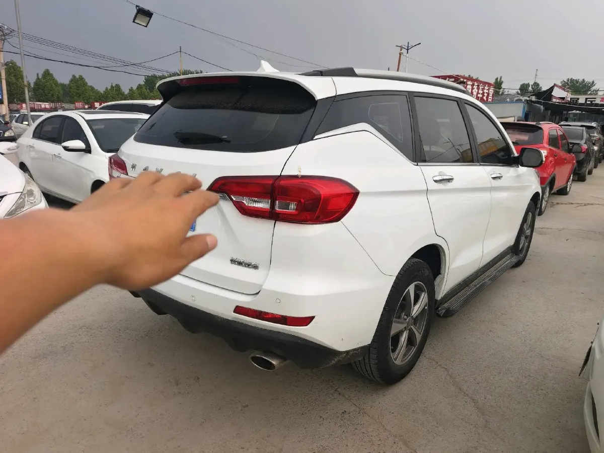 2019 Haval M6 1.5T 150HP L4 6MT,autocango,china used car exporter,china ev exporter,chinese used car exporter,chinese used ev exporter