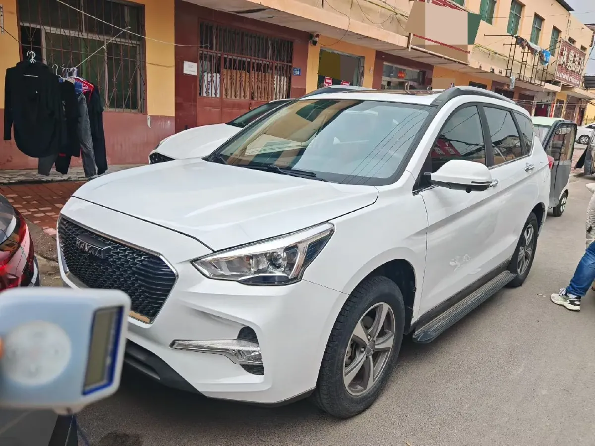 2019 Haval M6 1.5T 150HP L4 6MT,autocango,china used car exporter,china ev exporter,chinese used car exporter,chinese used ev exporter