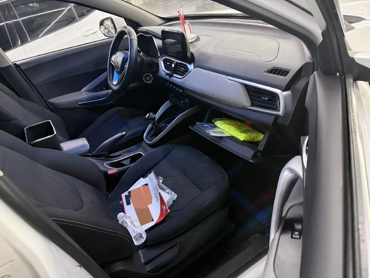 2019 BaoJun 510 1.5L 112HP L4 6MT,autocango,china used car exporter,china ev exporter,chinese used car exporter,chinese used ev exporter