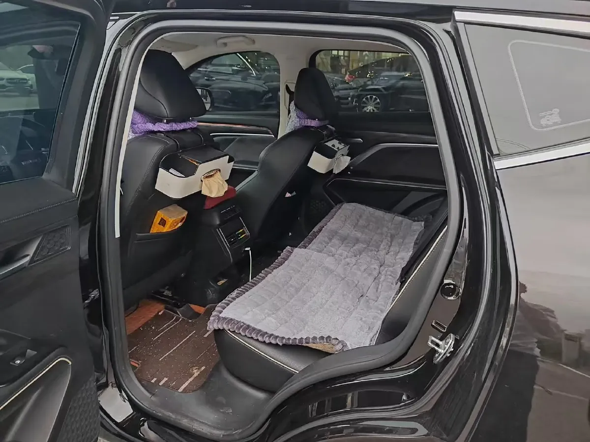 2021 Haval H6 1.5T 169HP L4 7DCT,autocango,china used car exporter,china ev exporter,chinese used car exporter,chinese used ev exporter