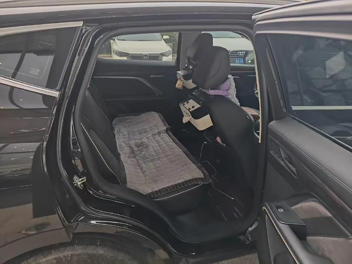 2021 Haval H6 1.5T 169HP L4 7DCT,autocango,china used car exporter,china ev exporter,chinese used car exporter,chinese used ev exporter