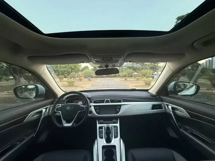 2020 Roewe i6 1.5T 169HP L4 7DCT,autocango,china used car exporter,china ev exporter,chinese used car exporter,chinese used ev exporter