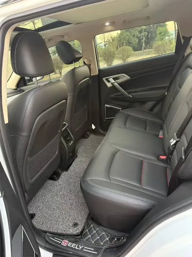 2020 Roewe i6 1.5T 169HP L4 7DCT,autocango,china used car exporter,china ev exporter,chinese used car exporter,chinese used ev exporter