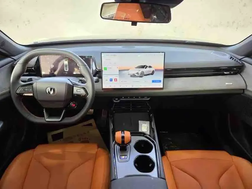 2025 ChangAn UNI-V 2.0T 245HP L4 8AT,autocango,china used car exporter,china ev exporter,chinese used car exporter,chinese used ev exporter