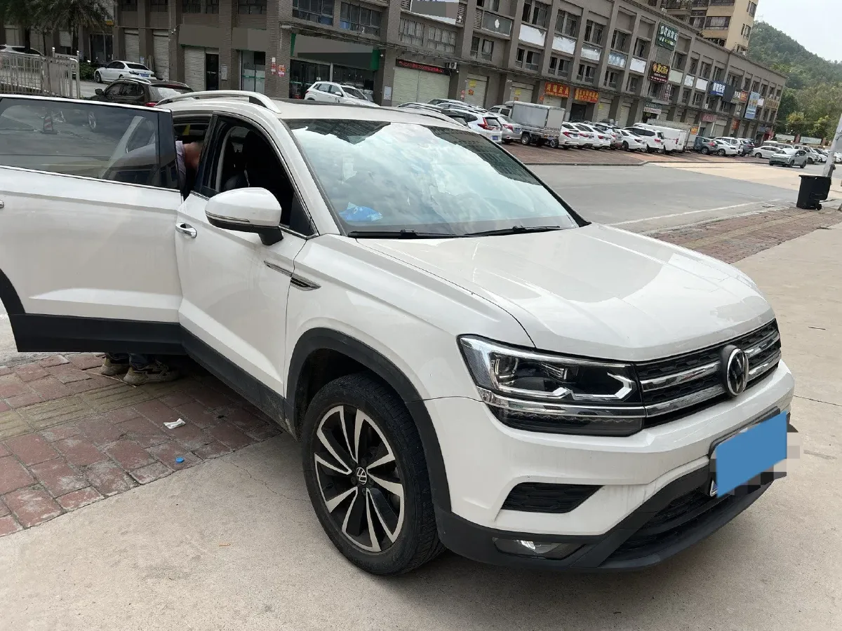 2021 Volkswagen Tharu 1.4T 150HP L4 7DCT,autocango,china used car exporter,china ev exporter,chinese used car exporter,chinese used ev exporter