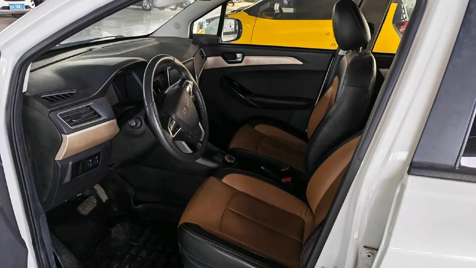 2019 HanTeng Happiness e+ BEV 30.75KWH,autocango,china used car exporter,china ev exporter,chinese used car exporter,chinese used ev exporter