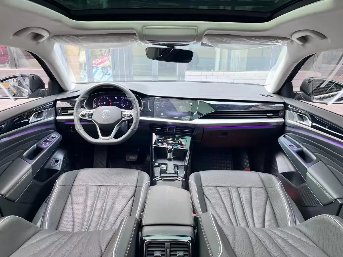 2023 Volkswagen Passat 2.0T 186HP L4 7DCT,autocango,china used car exporter,china ev exporter,chinese used car exporter,chinese used ev exporter