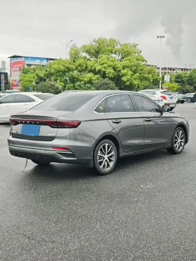 2022 Geely Emgrand 1.5L 114HP L4 CVT,autocango,china used car exporter,china ev exporter,chinese used car exporter,chinese used ev exporter