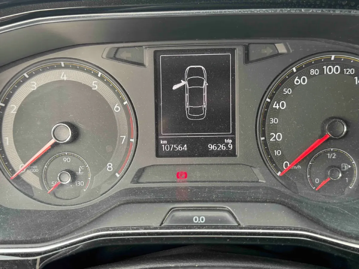 2019 Jeep Renegade 1.3T 173HP L4 7DCT,autocango,china used car exporter,china ev exporter,chinese used car exporter,chinese used ev exporter