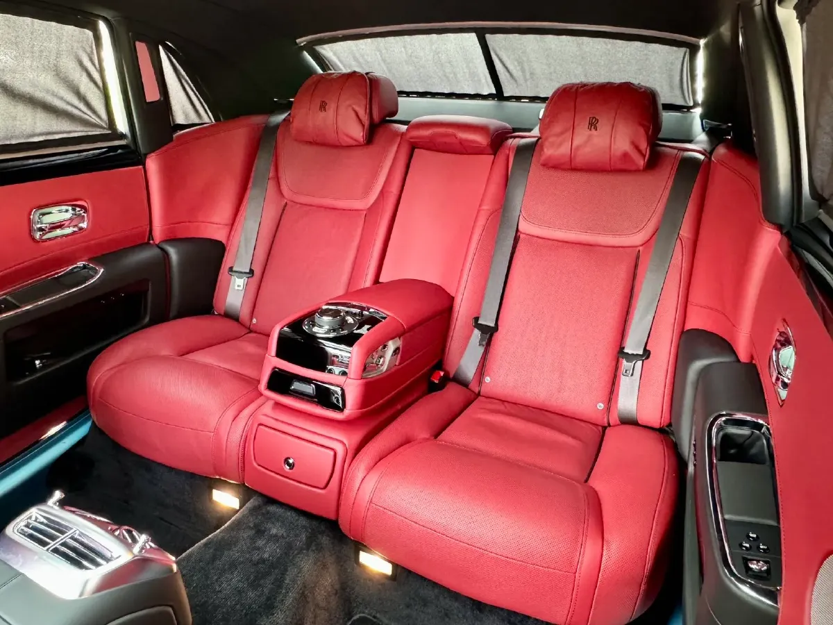 2018 Rolls-Royce Ghost 6.6T 571HP V12 8AT,autocango,china used car exporter,china ev exporter,chinese used car exporter,chinese used ev exporter