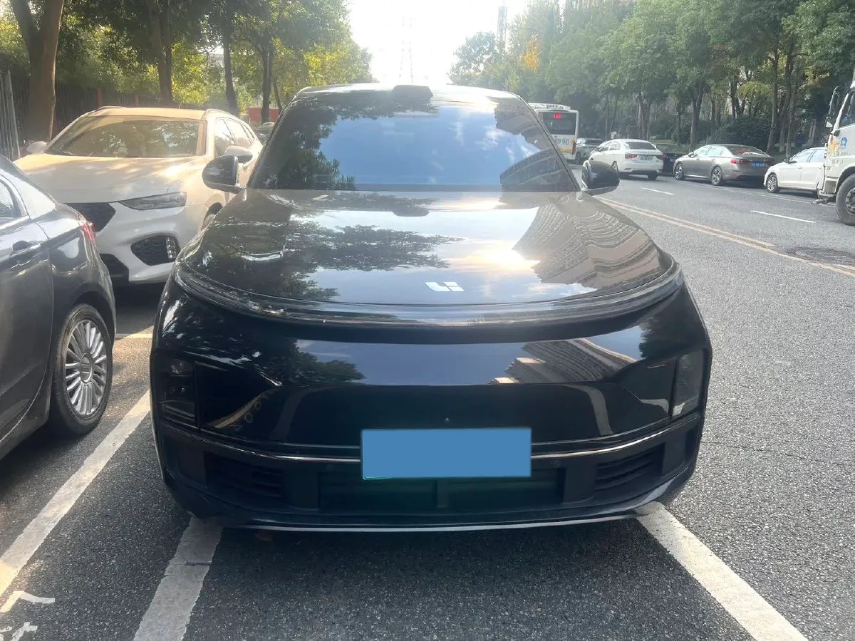 2022 Li L9 Range Extended 154HP REEV 42.6KWH,autocango,china used car exporter,china ev exporter,chinese used car exporter,chinese used ev exporter