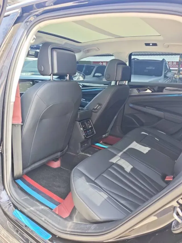 2025 Volkswagen Passat 2.0T 220HP L4 7DCT,autocango,china used car exporter,china ev exporter,chinese used car exporter,chinese used ev exporter