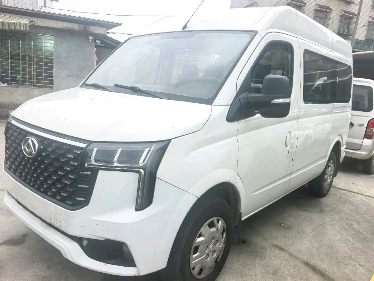 2015 MAXUS XinTu V80 2.5T 136HP L4 5MT,autocango,china used car exporter,china ev exporter,chinese used car exporter,chinese used ev exporter