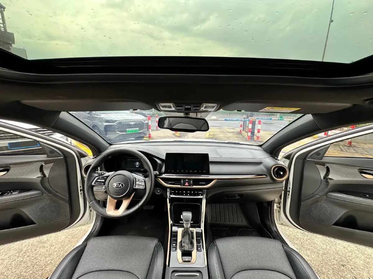 2020 Kia K3 1.4T 130HP L4 7DCT,autocango,china used car exporter,china ev exporter,chinese used car exporter,chinese used ev exporter