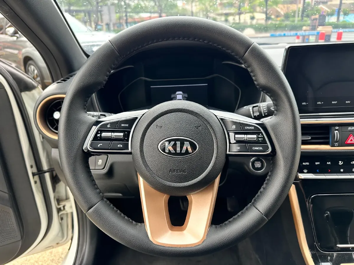 2020 Kia K3 1.4T 130HP L4 7DCT,autocango,china used car exporter,china ev exporter,chinese used car exporter,chinese used ev exporter