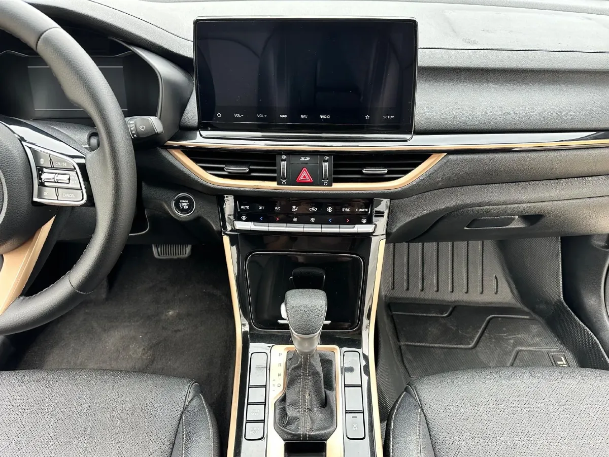 2020 Kia K3 1.4T 130HP L4 7DCT,autocango,china used car exporter,china ev exporter,chinese used car exporter,chinese used ev exporter