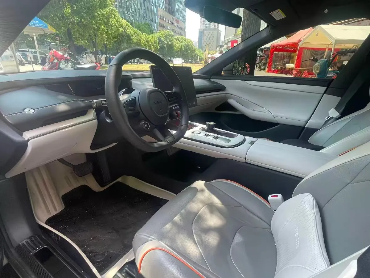 2024 MI SU7 BEV 73.6KWH,autocango,china used car exporter,china ev exporter,chinese used car exporter,chinese used ev exporter