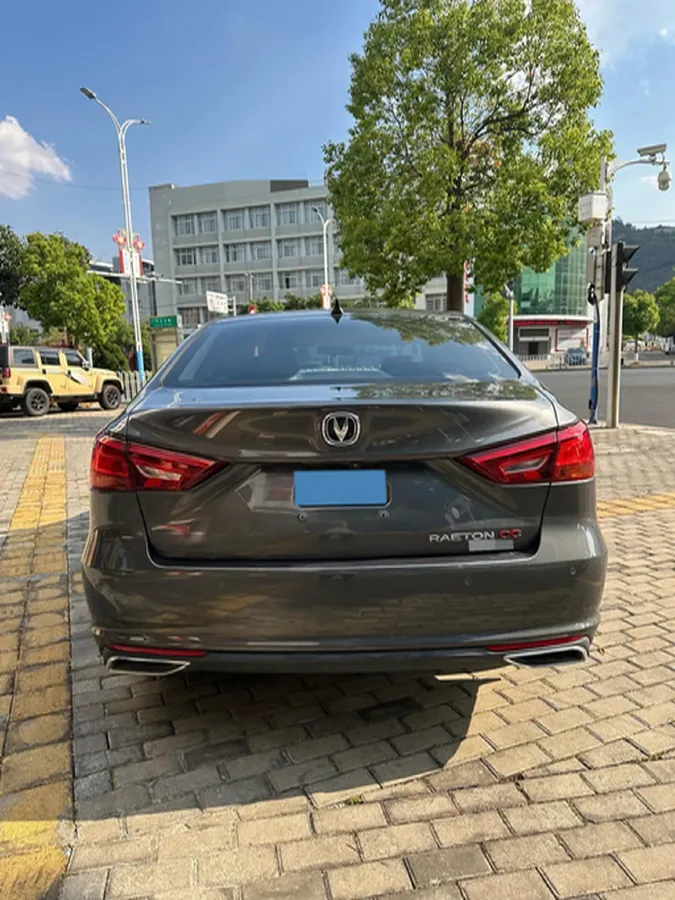 2022 ChangAn Raeton CC 1.5T 188HP L4 7DCT,autocango,china used car exporter,china ev exporter,chinese used car exporter,chinese used ev exporter