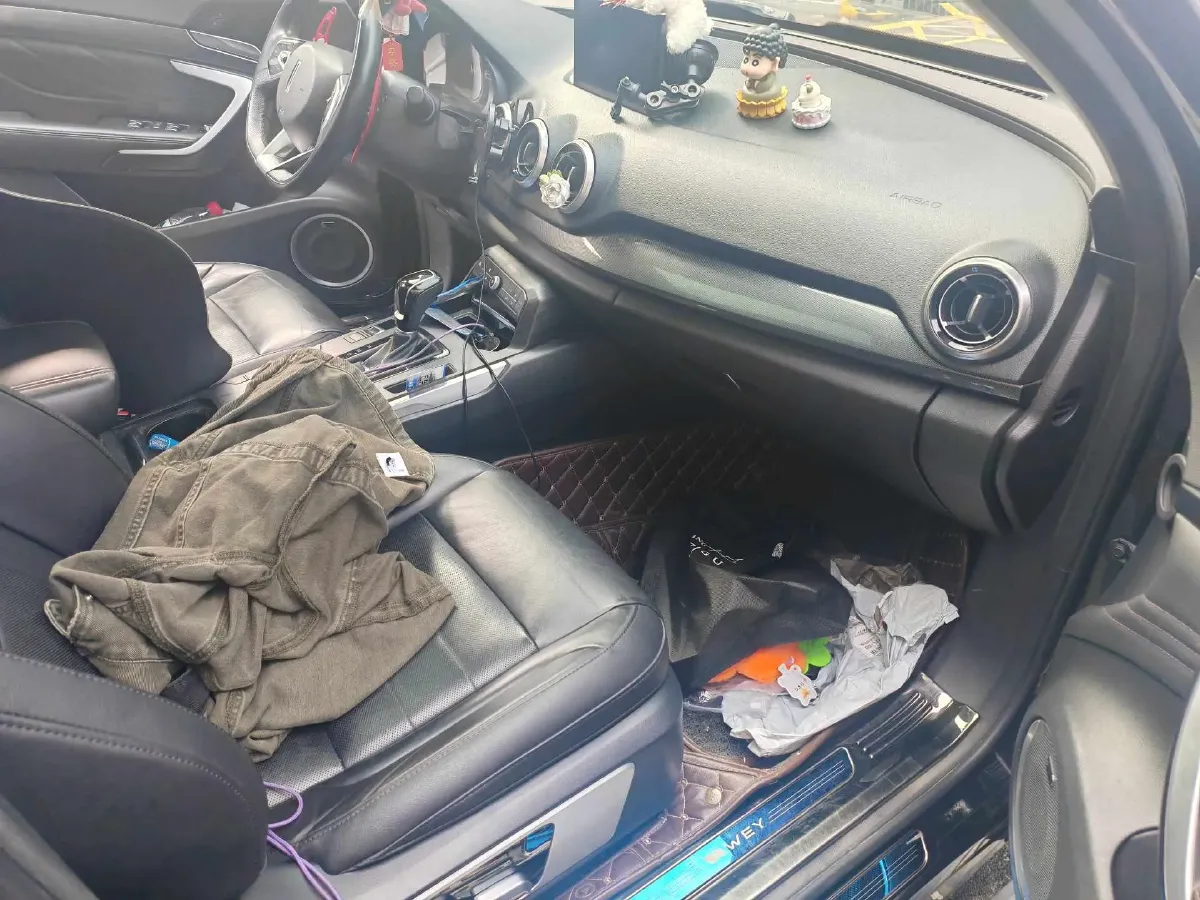 2017 WEY VV7 2.0T 234HP L4 7DCT,autocango,china used car exporter,china ev exporter,chinese used car exporter,chinese used ev exporter