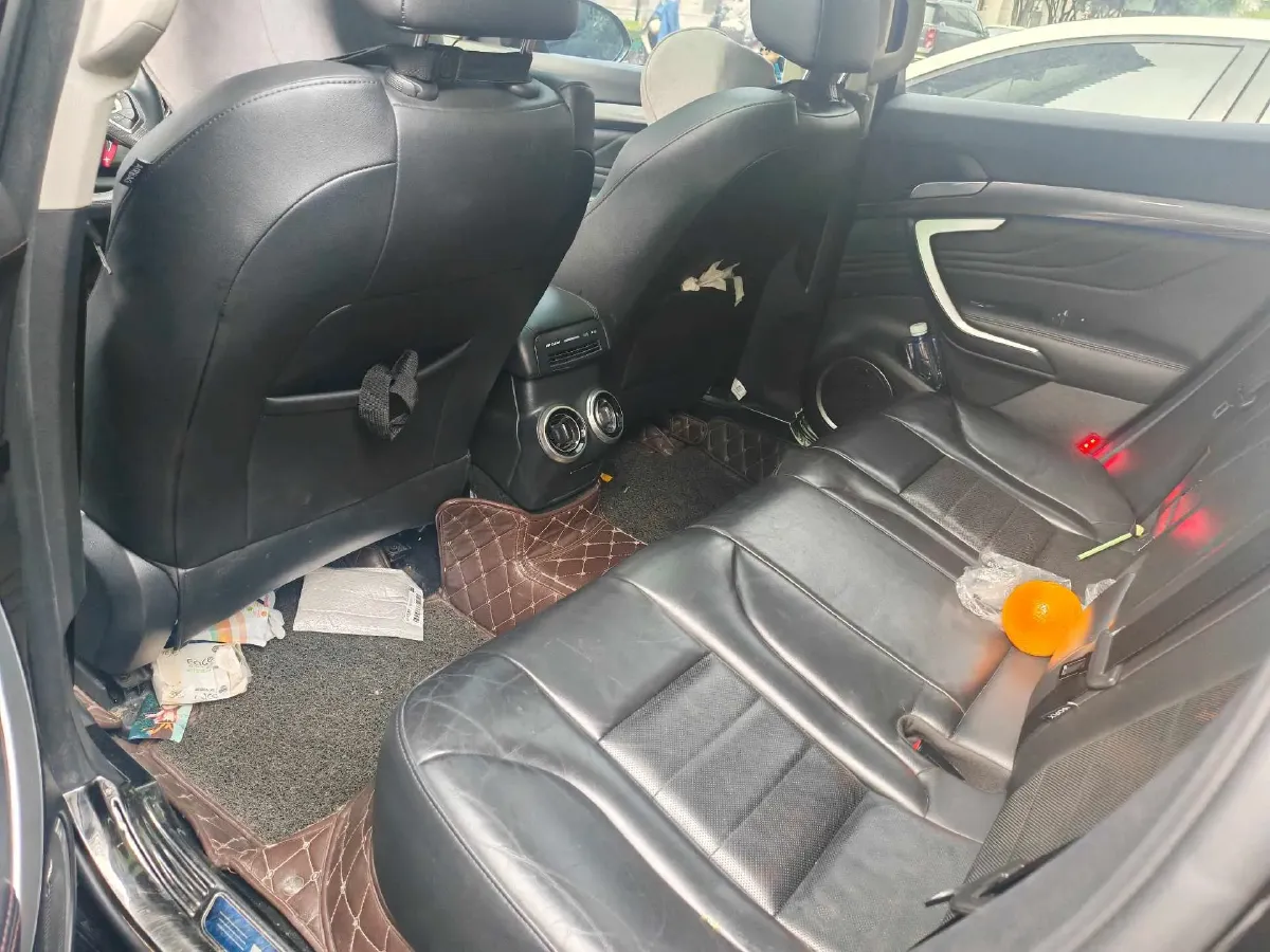 2017 WEY VV7 2.0T 234HP L4 7DCT,autocango,china used car exporter,china ev exporter,chinese used car exporter,chinese used ev exporter