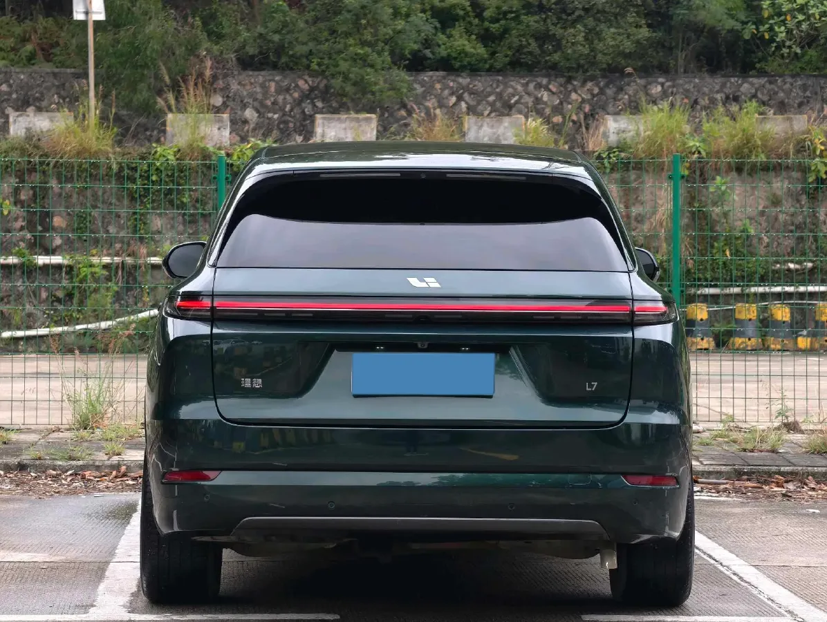2024 Li L7 Range Extended 154HP REEV 42.8KWH,autocango,china used car exporter,china ev exporter,chinese used car exporter,chinese used ev exporter