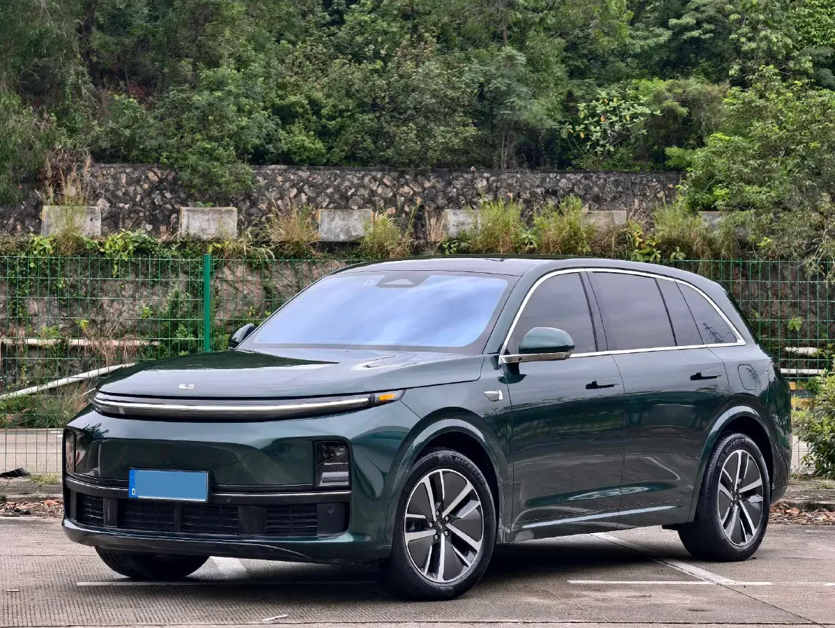 2024 Li L7 Range Extended 154HP REEV 42.8KWH,autocango,china used car exporter,china ev exporter,chinese used car exporter,chinese used ev exporter