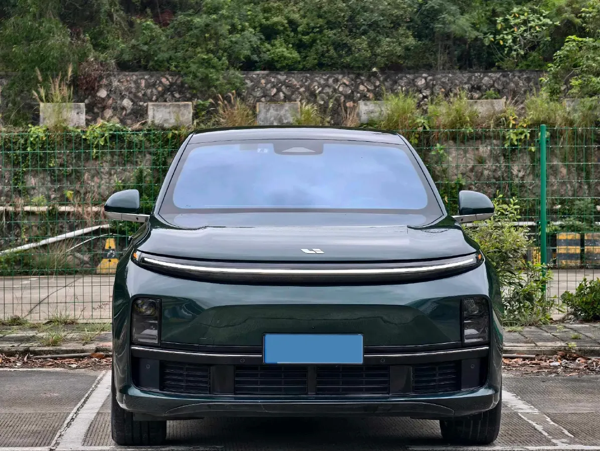 2024 Li L7 Range Extended 154HP REEV 42.8KWH,autocango,china used car exporter,china ev exporter,chinese used car exporter,chinese used ev exporter