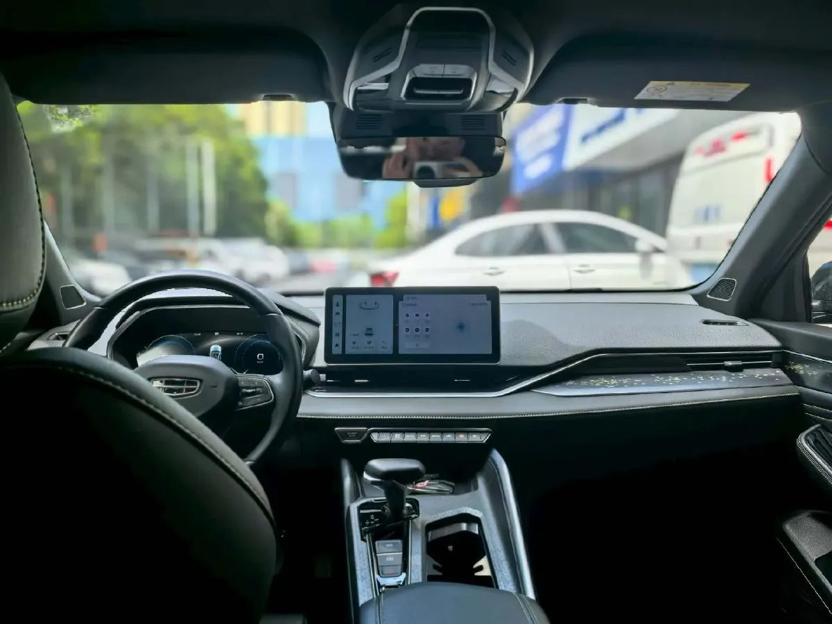 2023 Geely Preface 1.5T 181HP L4 7DCT,autocango,china used car exporter,china ev exporter,chinese used car exporter,chinese used ev exporter