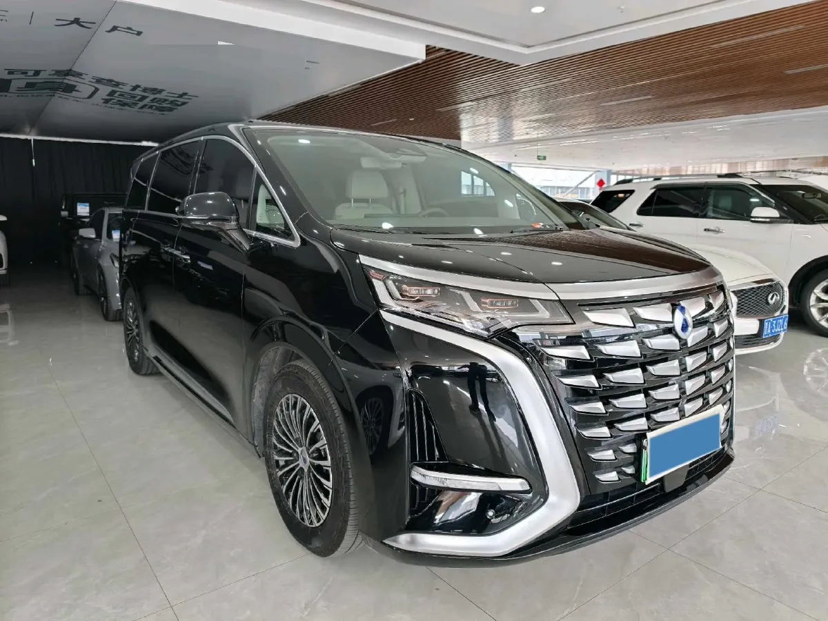 2022 Mercedes-Benz GLC Class 2.0T 197HP L4 9AT,autocango,china used car exporter,china ev exporter,chinese used car exporter,chinese used ev exporter