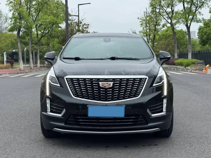 2022 Cadillac XT5 2.0T 237HP L4 9AT,autocango,china used car exporter,china ev exporter,chinese used car exporter,chinese used ev exporter