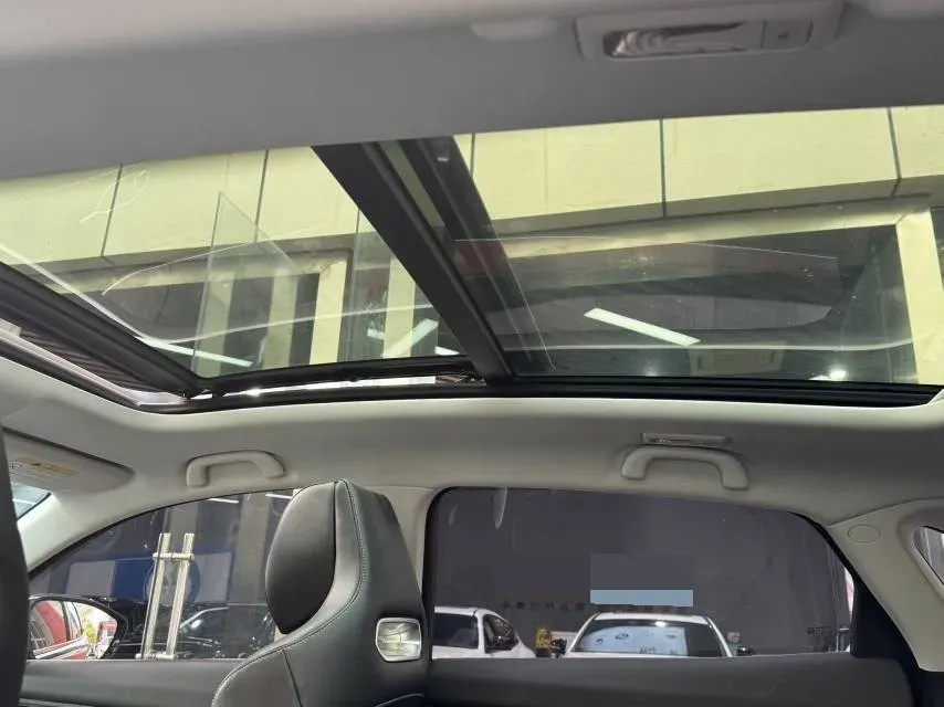 2024 ChangAn UNI-K 2.0T 233HP L4 8AT,autocango,china used car exporter,china ev exporter,chinese used car exporter,chinese used ev exporter