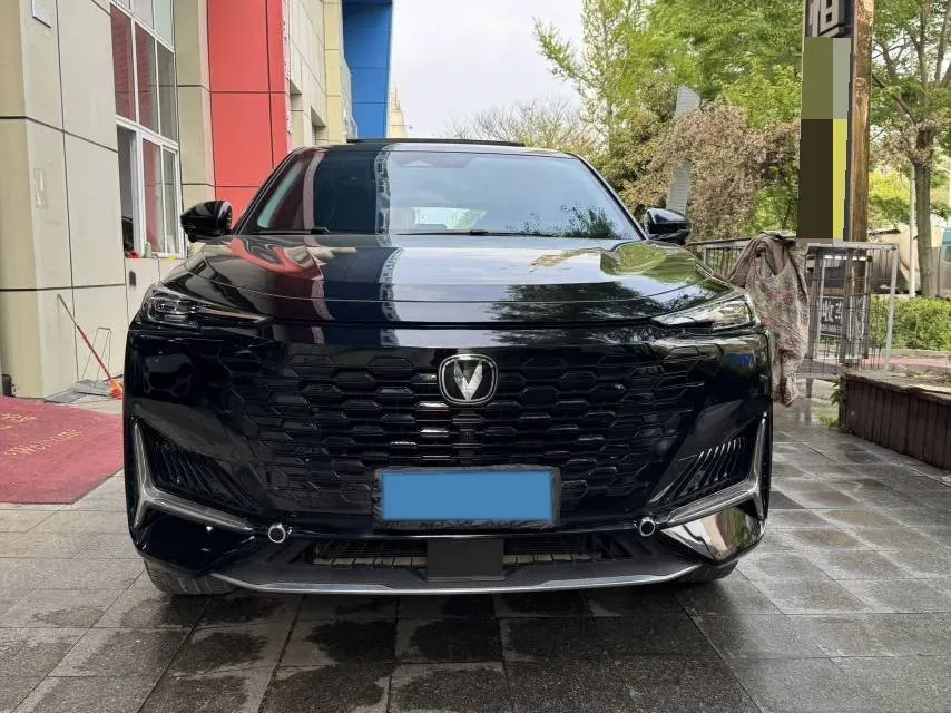 2024 ChangAn UNI-K 2.0T 233HP L4 8AT,autocango,china used car exporter,china ev exporter,chinese used car exporter,chinese used ev exporter