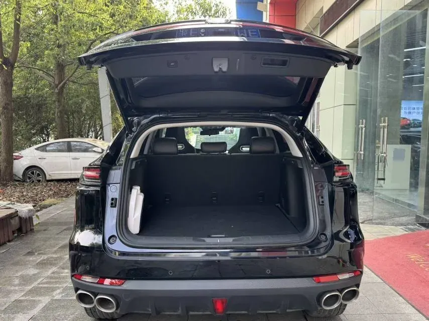 2024 ChangAn UNI-K 2.0T 233HP L4 8AT,autocango,china used car exporter,china ev exporter,chinese used car exporter,chinese used ev exporter