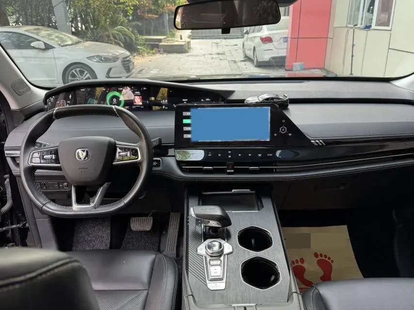 2024 ChangAn UNI-K 2.0T 233HP L4 8AT,autocango,china used car exporter,china ev exporter,chinese used car exporter,chinese used ev exporter