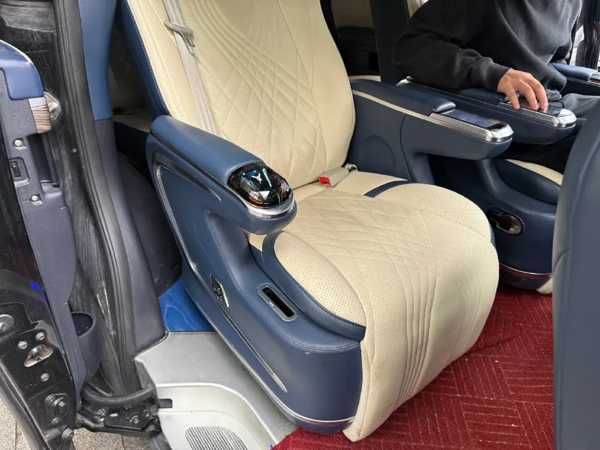 2021 GAC Trumpchi M8 2.0T 252HP L4 8AT,autocango,china used car exporter,china ev exporter,chinese used car exporter,chinese used ev exporter