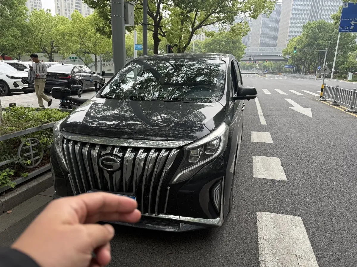 2021 GAC Trumpchi M8 2.0T 252HP L4 8AT,autocango,china used car exporter,china ev exporter,chinese used car exporter,chinese used ev exporter