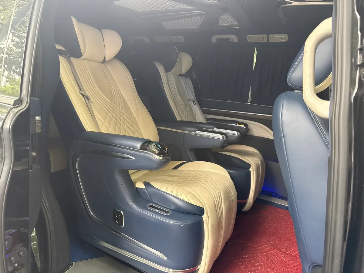 2021 GAC Trumpchi M8 2.0T 252HP L4 8AT,autocango,china used car exporter,china ev exporter,chinese used car exporter,chinese used ev exporter