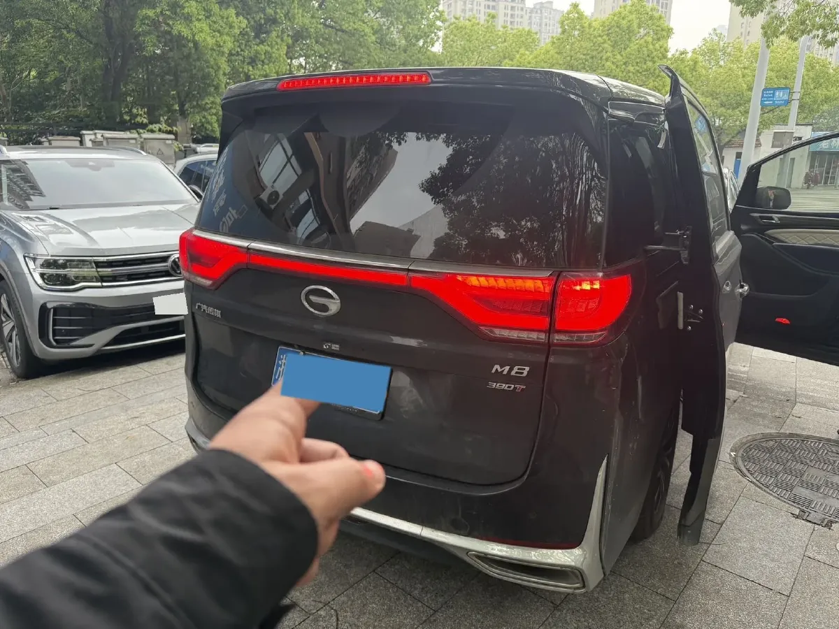 2021 GAC Trumpchi M8 2.0T 252HP L4 8AT,autocango,china used car exporter,china ev exporter,chinese used car exporter,chinese used ev exporter