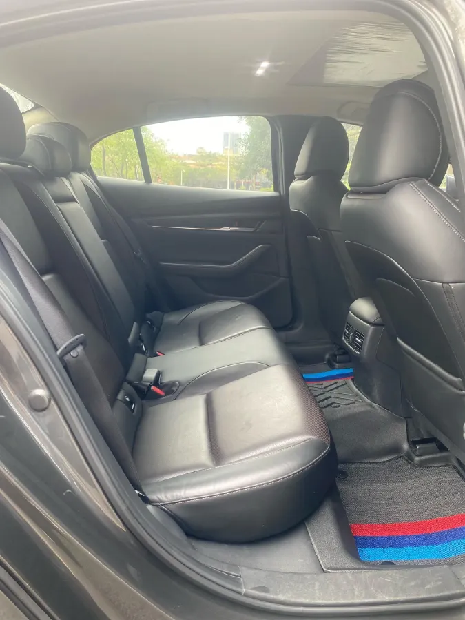 2021 Mazda 3 Axela 2.0L 158HP L4 6AT,autocango,china used car exporter,china ev exporter,chinese used car exporter,chinese used ev exporter