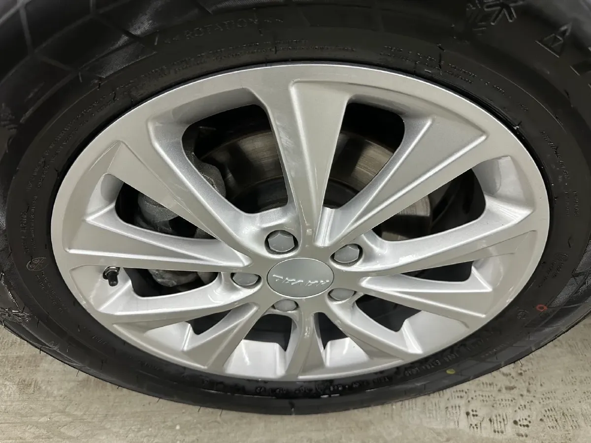 2023 Haval M6 1.5T 150HP L4 7DCT,autocango,china used car exporter,china ev exporter,chinese used car exporter,chinese used ev exporter