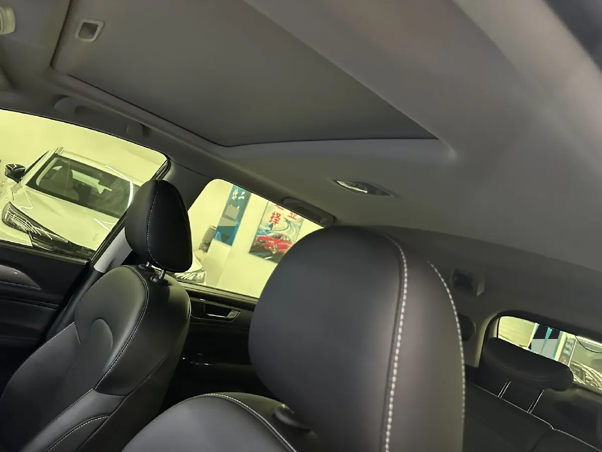 2023 Haval M6 1.5T 150HP L4 7DCT,autocango,china used car exporter,china ev exporter,chinese used car exporter,chinese used ev exporter