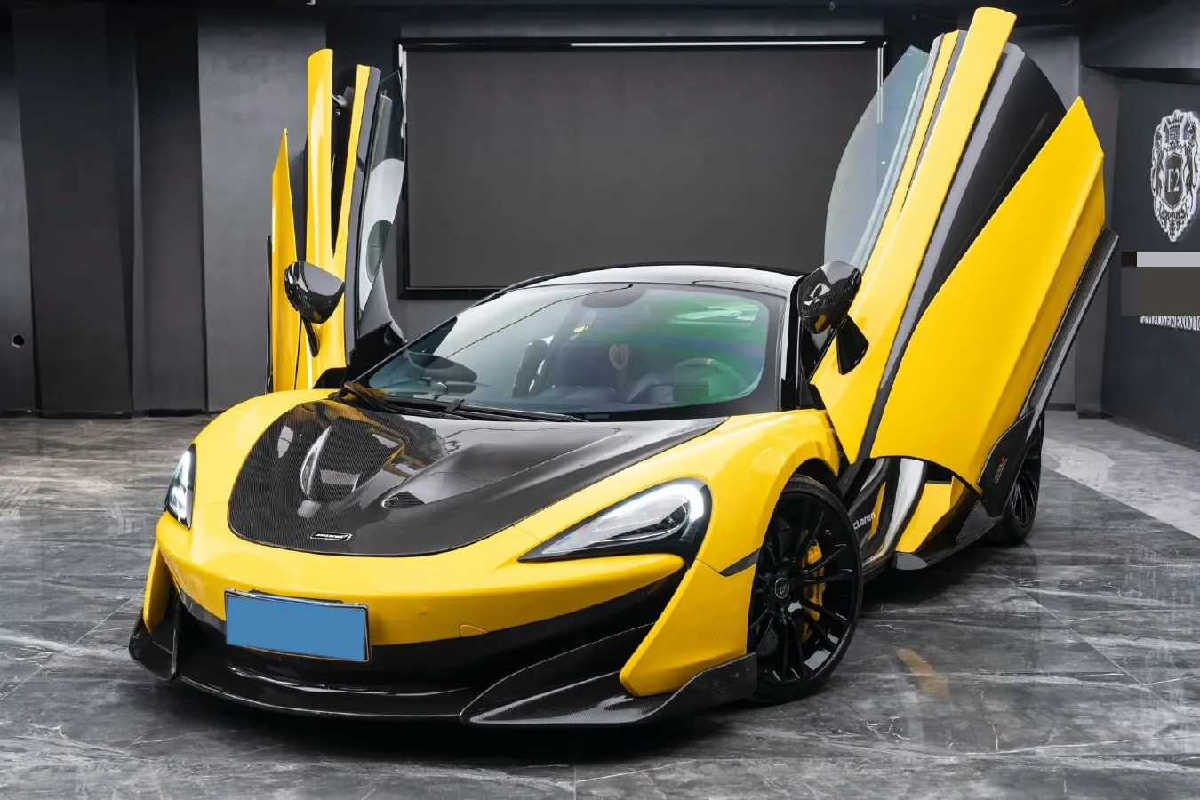2019 McLaren 570 3.8T 570HP V8 7DCT,autocango,china used car exporter,china ev exporter,chinese used car exporter,chinese used ev exporter